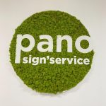 Photo d'une décoration intérieure en lettres végétales